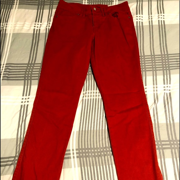 SOLD Levis women’s mid rise skinny rust color 8M - Picture 2 of 15